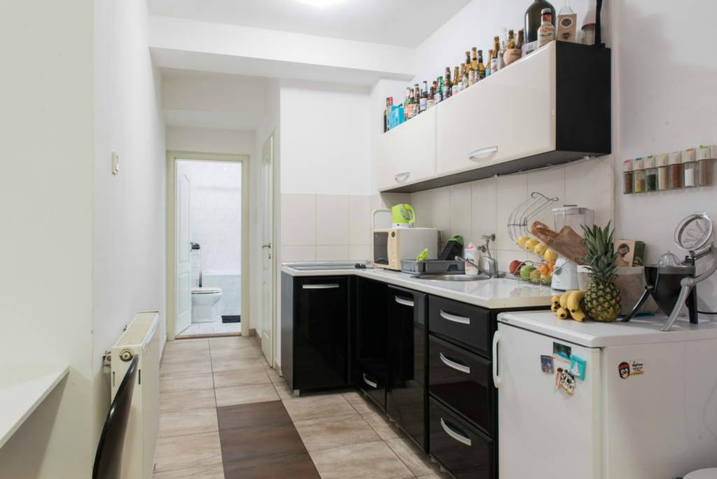 Spacious 1-Bedroom Apartment Нови Сад Екстериор снимка